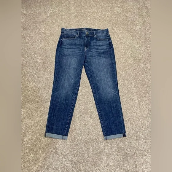 White House black market the everyday soft girlfriend jeans womens sz 10 blue - Picture 2 of 14